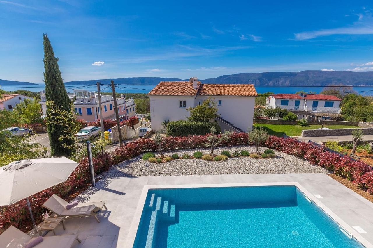 Holiday House Villa Andro Pinezići Buitenkant foto
